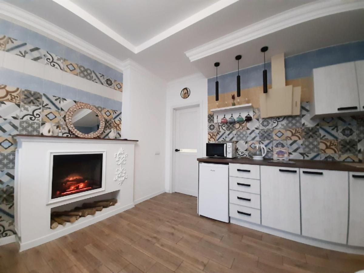2 Bdr Apartment Near Gorky Park, Center Харьков Экстерьер фото